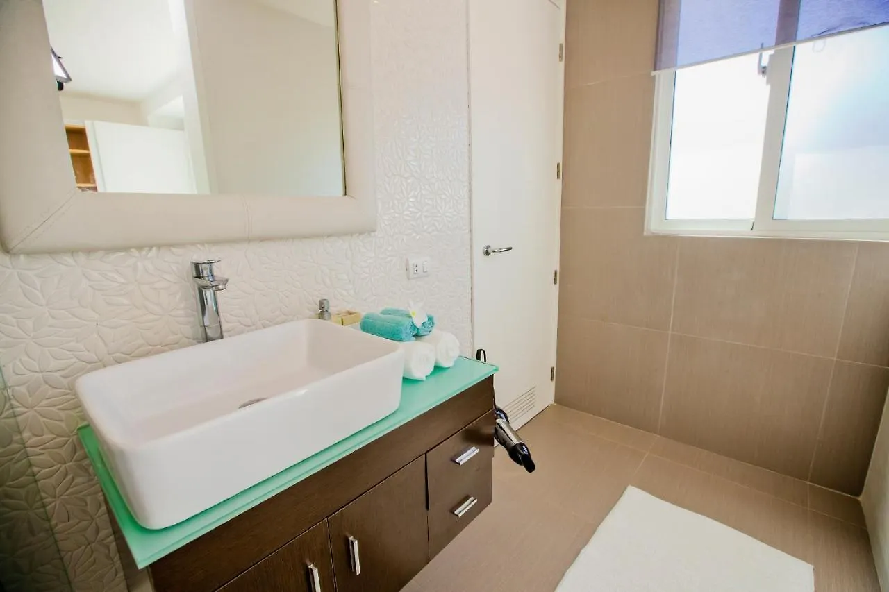 Dream Punta Cana Beachfront Apartment - 4-Bedroom Penthouse With Rooftop Bbq & Ocean Views Dominikana