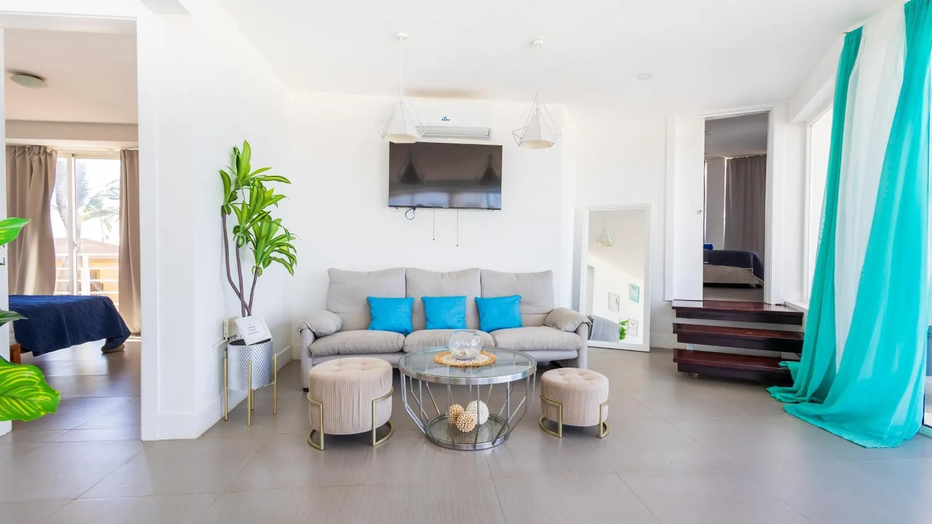 Dream Punta Cana Beachfront Apartment - 4-Bedroom Penthouse With Rooftop Bbq & Ocean Views 0*,